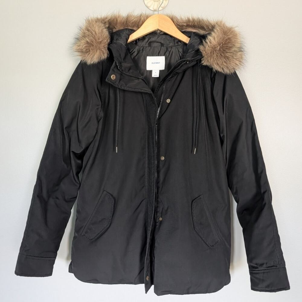 Old Navy Women's Black Winter Coat size Medium